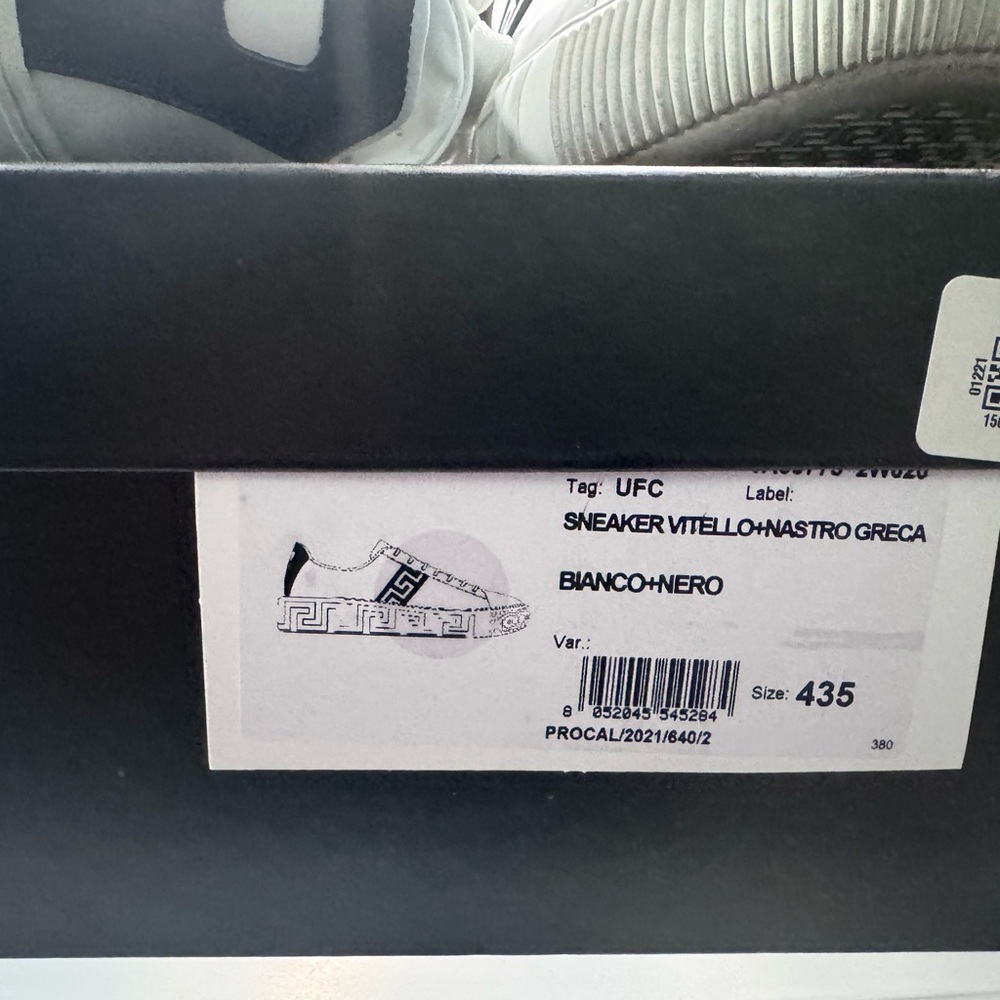 Versace Greco White and Black Men's Sneakers - Picture 3 of 4